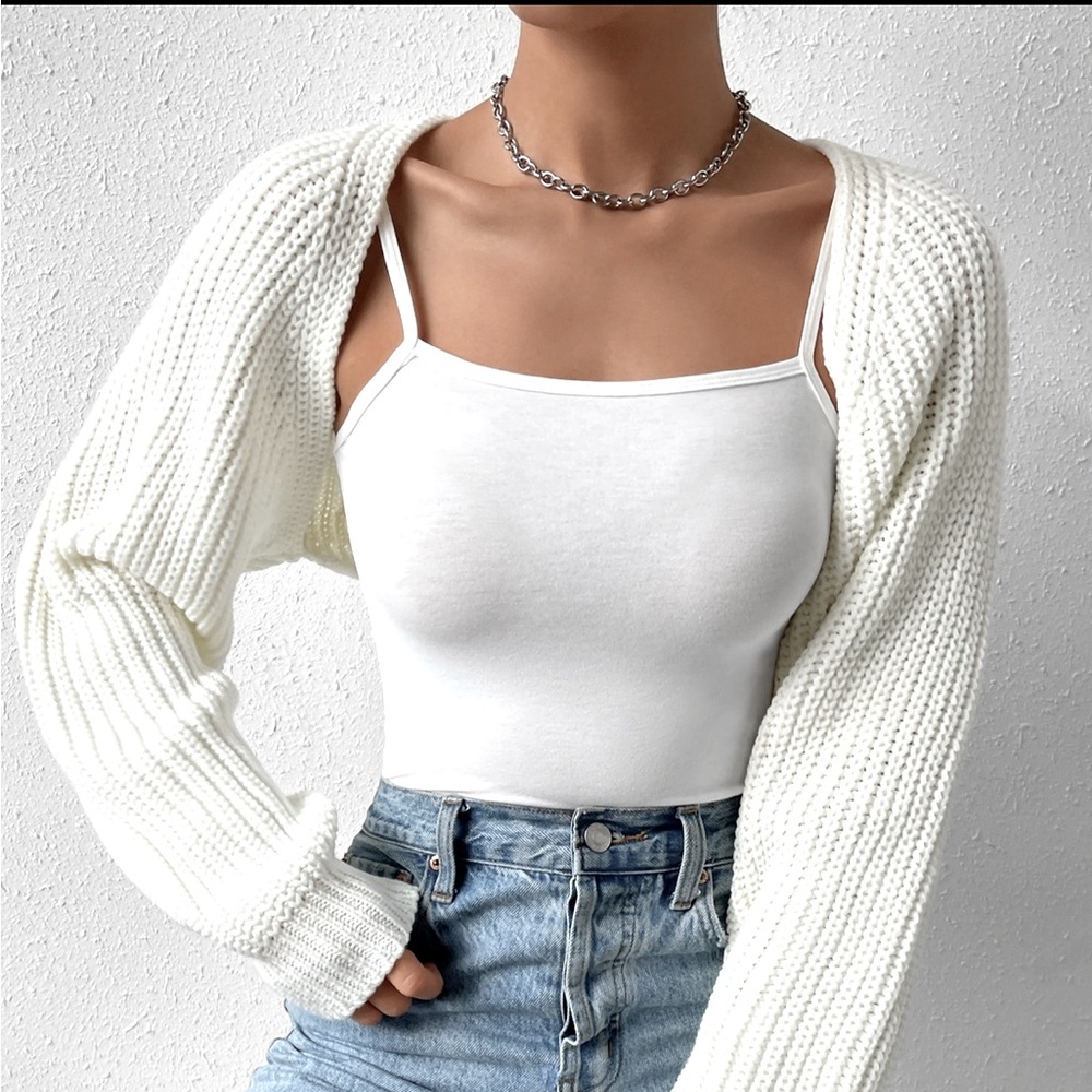 Super 😍 cute cropped cardigan